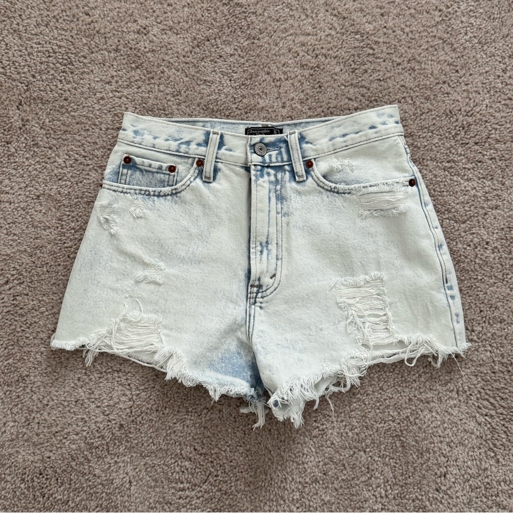 Abercrombie & Fitch Annie High Rise Short